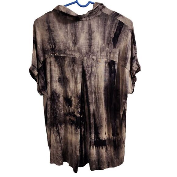 Rae Mode Black Gray Tie Dye Collared Short Sleeve Super Soft Top Size Small - Picture 6 of 6